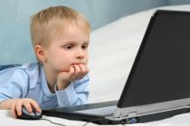 Provodi li vaše dete previše vremena pred računarom?