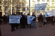 Ispred Vlade Srbije završena protestna šetnja prosvetara
