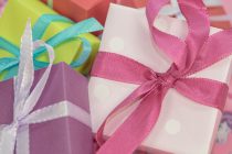 Da li treba nagrađivati dete poklonima?