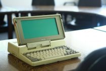 Tošiba lansirala prvi laptop za masovno tržište – pre 30 godina
