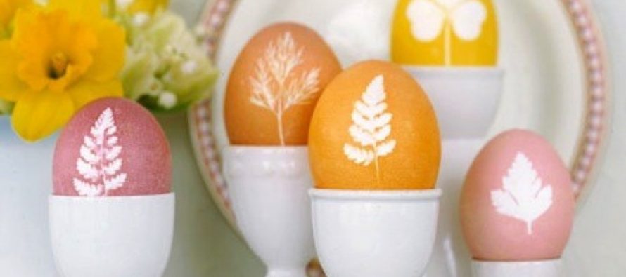 Ofarbajte jaja prirodnim bojama