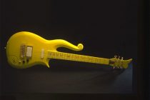Procenjena vrednost Prinsove žute gitare
