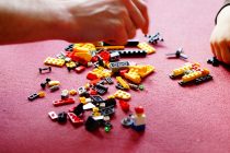 Izložba “Kockasti univerzum – Lego u Srbiji”