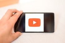 Kako da koristite telefon, a da se ne prekine YouTube snimak