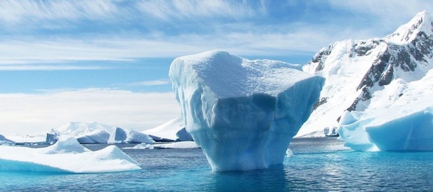 Posledice globalnog zagrevanja: Okretanje džinovskog ledenog brega (VIDEO)