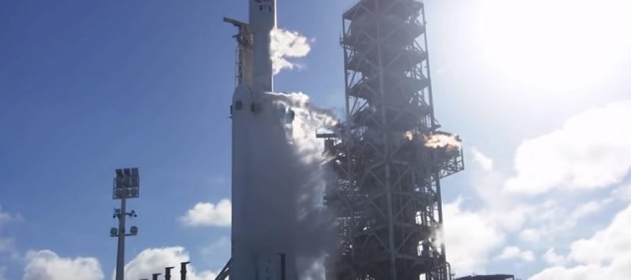 Falcon Heavy je lansiran u svemir, a Elon Mask tu ne staje!