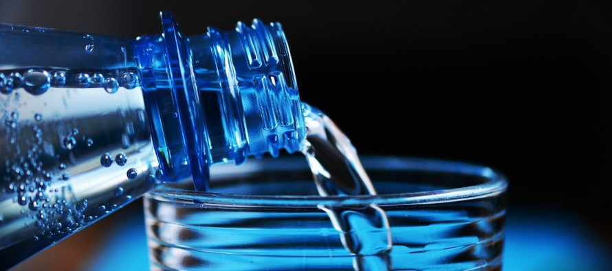 Koliko je preporučljivo piti vodu na prazan stomak?