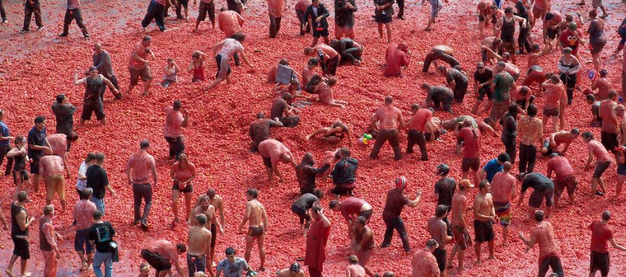 Tradicionalni festival u Španiji – Bitka paradajzom