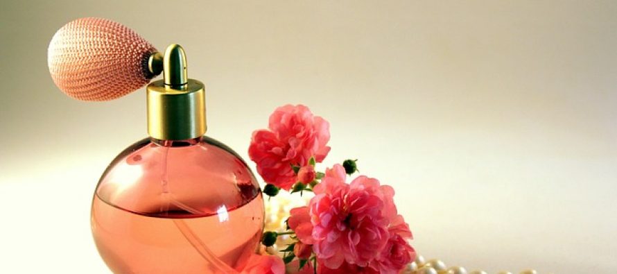 Kako se pravilno nanosi parfem?