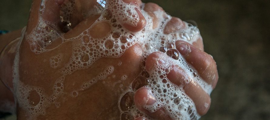 Većina ljudi pere ruke pogrešno?