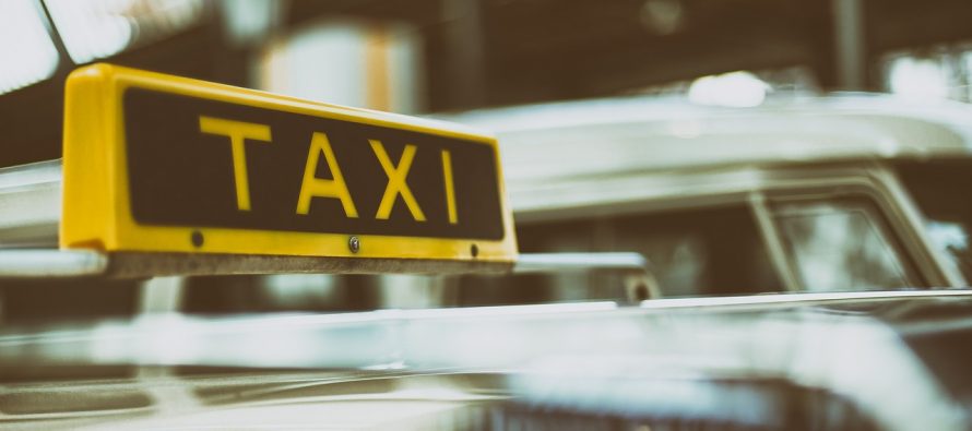 Izmene zakona – Taksisti moraju da imaju završenu srednju saobraćajnu školu!